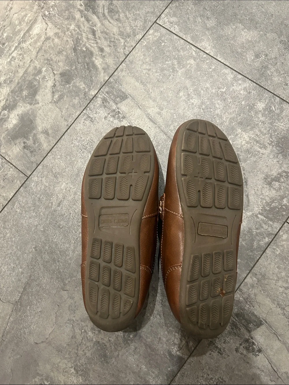 Crown Vintage Boys Brown Leather Slip-On Loafers Size 4